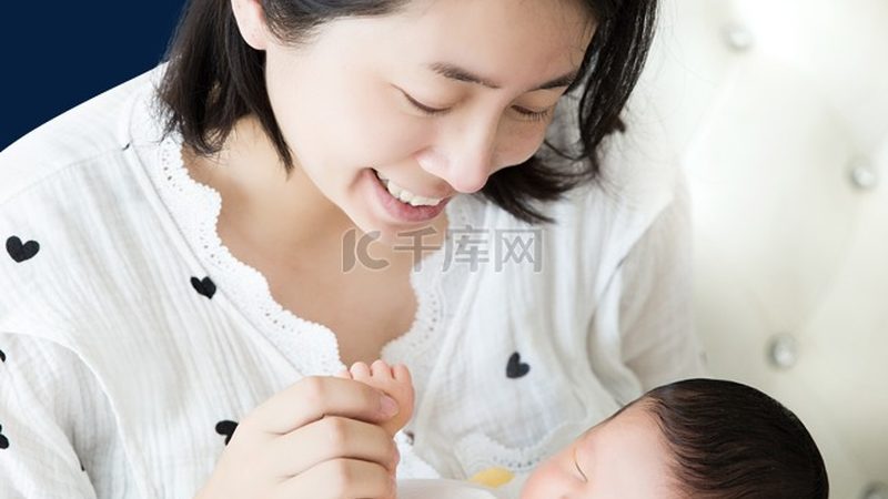 小标题：催乳师行业背景
