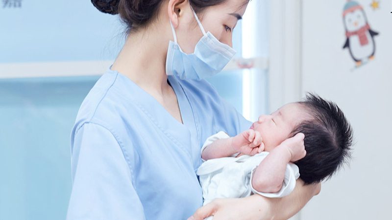 母婴护理师证书，含金量如何？揭秘行业认证真相**